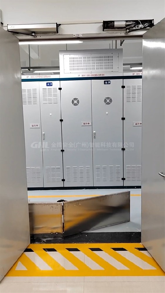 機(jī)器人聯(lián)動(dòng)控制485自動(dòng)平開門機(jī)·廣州電網(wǎng)工廠防火門擋鼠板改平開門自動(dòng)門