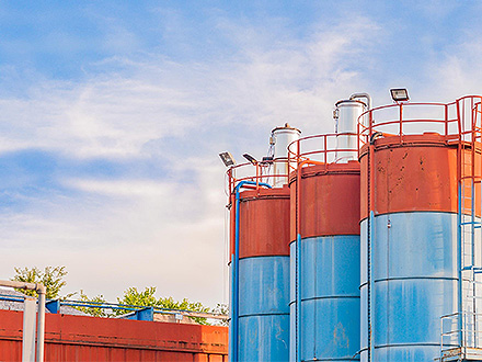 站在風(fēng)口 大氣治理設(shè)備企業(yè)誰(shuí)將笑傲群雄