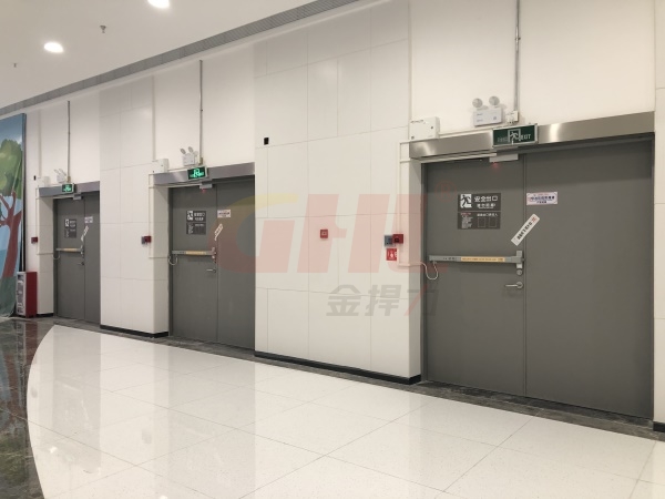 超市安裝消防聯(lián)動門禁系統(tǒng)