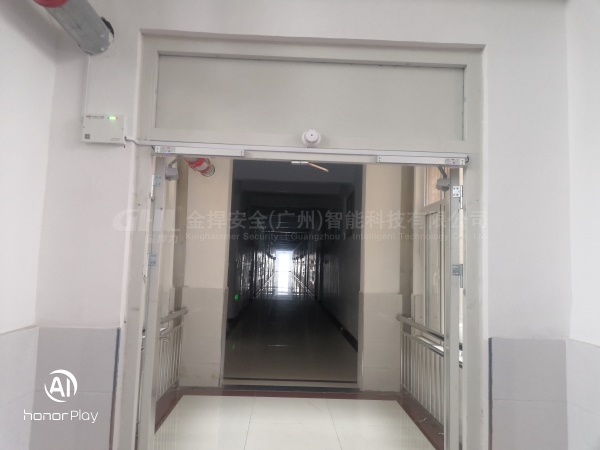 臨沂實(shí)驗(yàn)小學(xué)常開式防火門