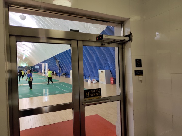 自動(dòng)平開(kāi)門機(jī)搭配開(kāi)關(guān)按鈕一鍵開(kāi)門