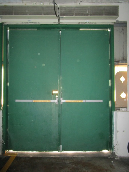 推桿鎖搭配天地鎖